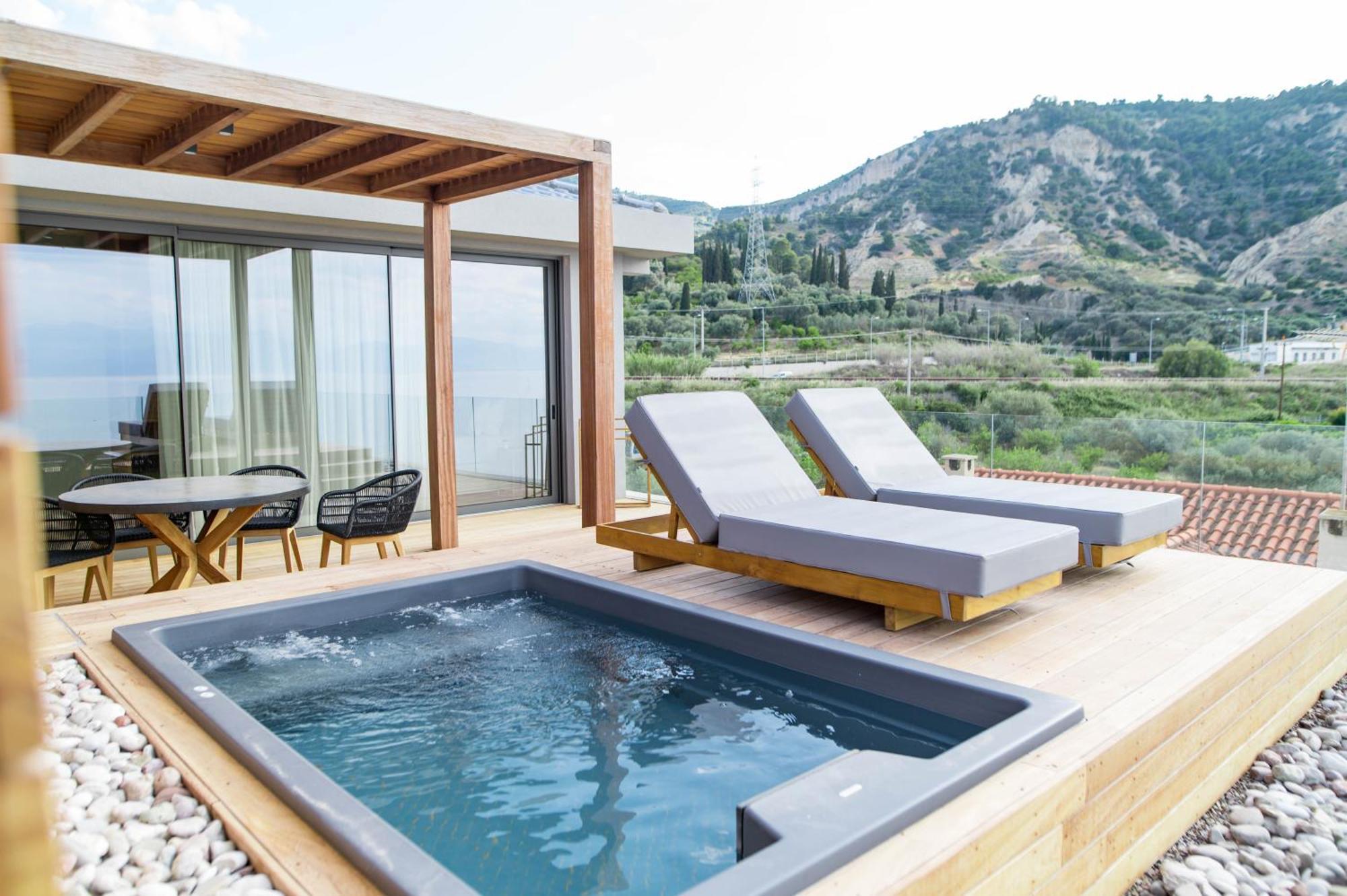 Alissachni Seaside Hotel Derveni Bagian luar foto